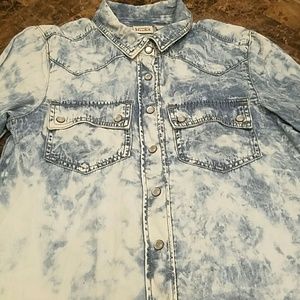 Mudd denim shirt XS, bottom down shirt